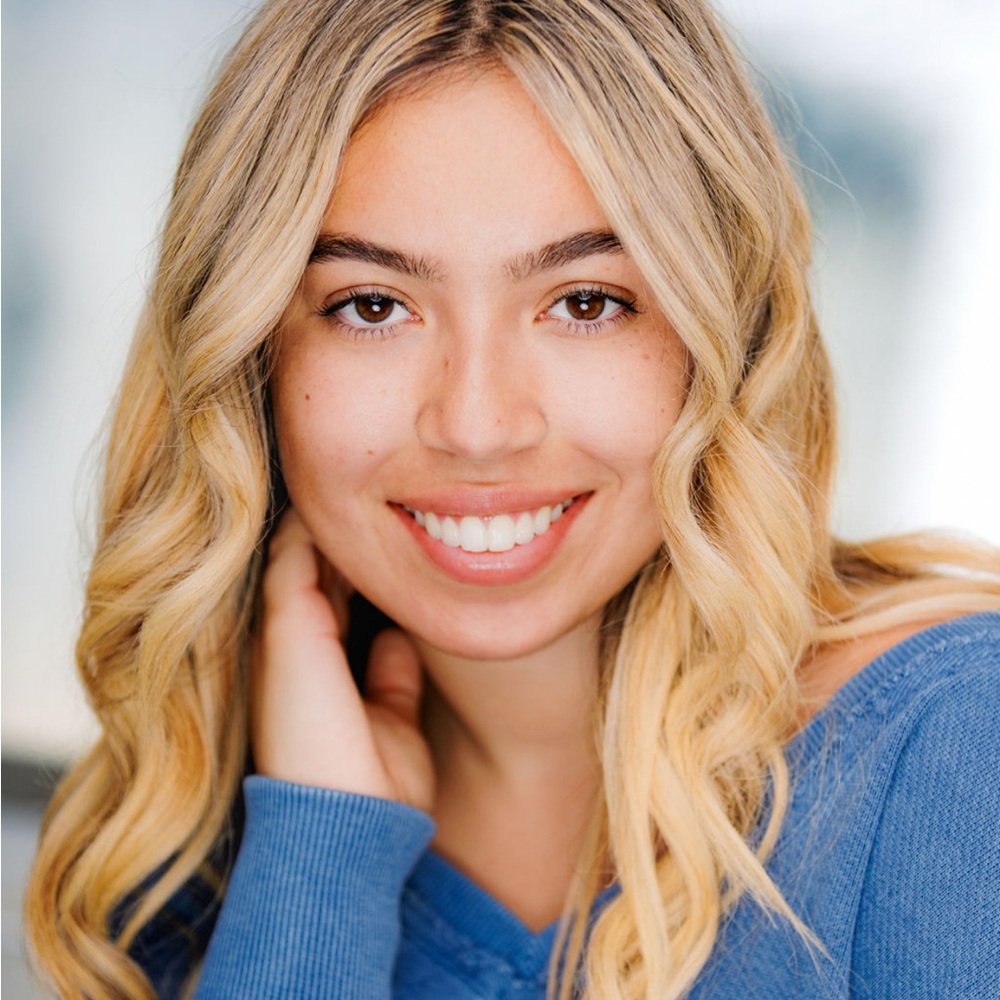 Meet your Posher, Isabella